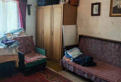 Casă cu 2 camere cu Teren 900 Mp în Brăgăreasa