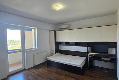 Garsonieră decomandată, mobilată în Politehnica