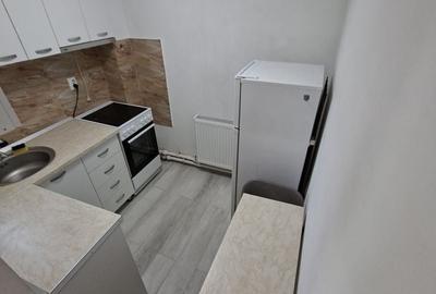 Garsonieră în Traian