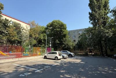 Apartament cu 2 camere semidecomandat în Giurgiului