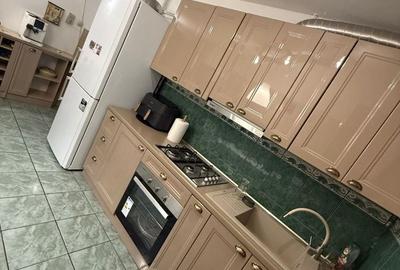 Apartament cu 2 camere semidecomandat în Micro 4 - 8