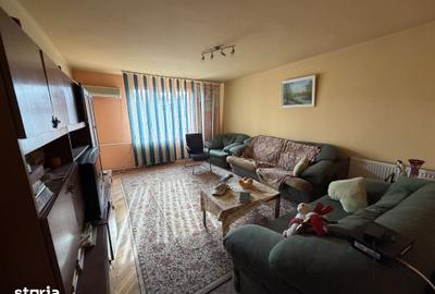 Casă cu 6 camere cu Teren 395 Mp în Central
