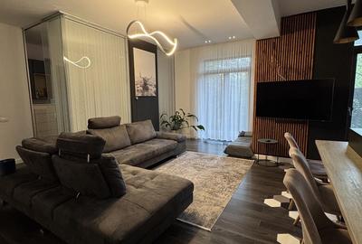 Apartament cu 2 camere, mobilat în Florilor