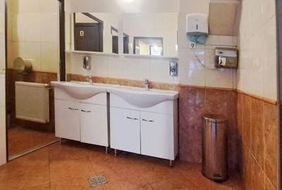 Hotel/Pensiune, de 2,000 mp, în Central - 15
