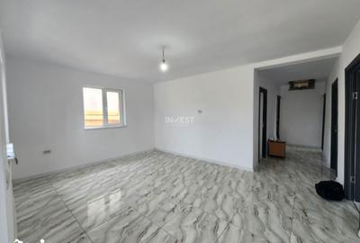 Casă cu 4 camere cu Teren 570 Mp în Tomești - 2