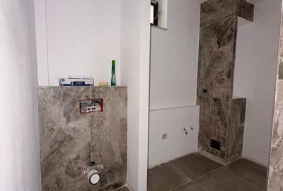 Casă cu 4 camere în Popoveni