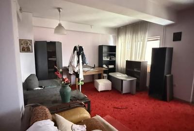 Casă cu 13 camere cu Teren 1580 Mp în Cățelu - 3