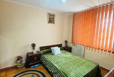 Apartament cu 2 camere semidecomandat, mobilat în Alexandru Obregia