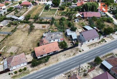 Casă cu 6 camere cu Teren 1200 Mp în Central