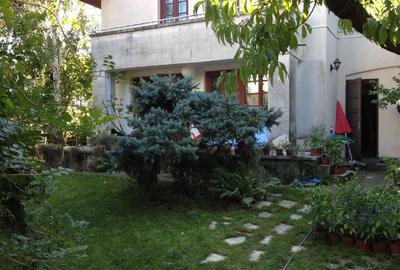 Casă cu 4 camere cu Teren 700 Mp în Snagov