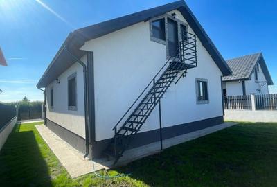 Casă cu 4 camere în Valu lui Traian - 3