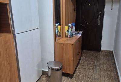 Apartament semidecomandat în Pantelimon