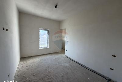 Casă cu 4 camere cu Teren 470 Mp în Câmpineanca