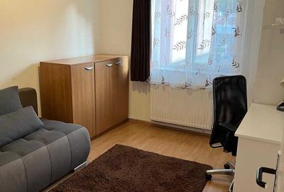 Apartament cu 3 camere decomandat în Astra - 3