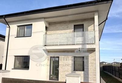 Casă cu 5 camere cu Teren 150 Mp în Miroslava