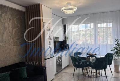 Apartament cu 3 camere semidecomandat în Dâmbul Rotund