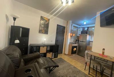 Apartament cu 2 camere decomandat în Victoriei - 1