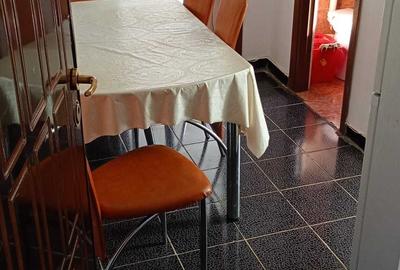 Apartament cu 2 camere nedecomandat în Central