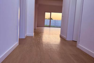 Casă cu 4 camere cu Teren 400 Mp în Tunari