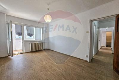 Apartament cu 3 camere decomandat în Drumul Taberei - 1