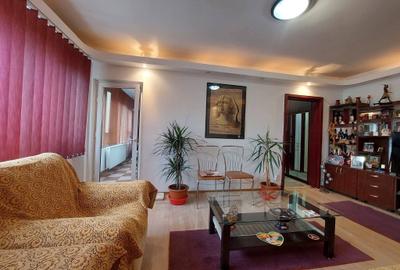 Apartament cu 2 camere semidecomandat, mobilat în Colentina - 2