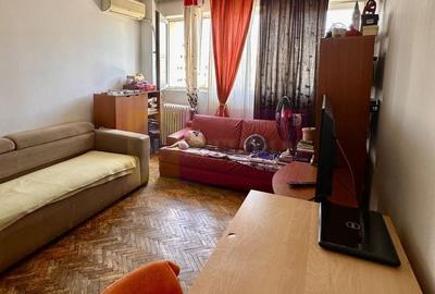 Apartament cu 3 camere semidecomandat în Mihai Bravu - 4