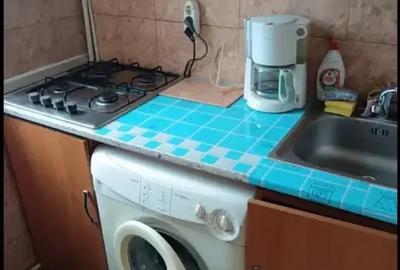 Garsonieră decomandată în Central - 4
