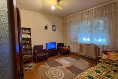 Casă cu 5 camere cu Teren 150 Mp în Progresul