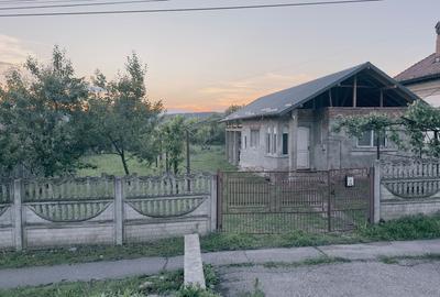 Casă cu 4 camere în Stâlpeni - 2