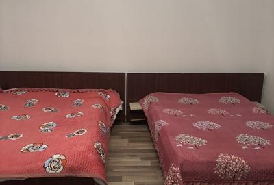 Casă cu 10 camere cu Teren 300 Mp în Central