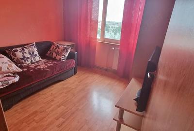 Apartament cu 3 camere decomandat în Șagului