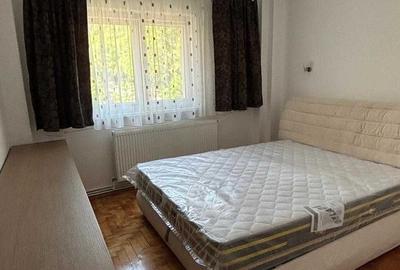 Apartament cu 3 camere decomandat în Răcădău - 8