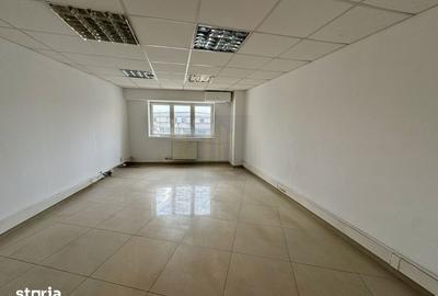 Spațiu comercial, de 182 mp, în Centrul Civic - 2