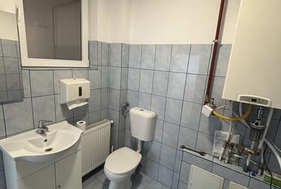 Spațiu comercial, de 50 mp, în Mehala - 11