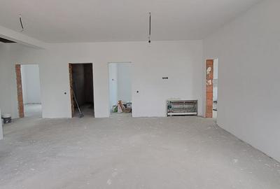 Casă individuală cu 4 camere cu Canalizare în Dragomirești-Deal - 4