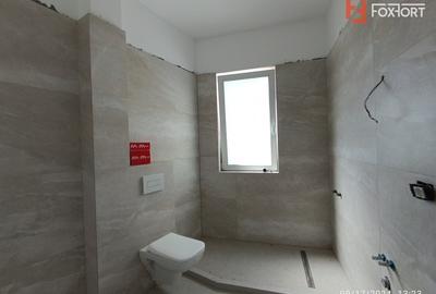 Apartament cu 3 camere semidecomandat în Giroc - 16
