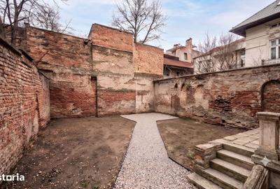 Casă cu 4 camere în Cotroceni