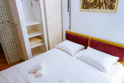 Apartament cu 3 camere decomandat în Universitate