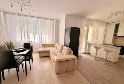 Apartament cu 2 camere decomandat în Cetate
