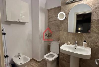 Apartament cu 2 camere semidecomandat în Filiași