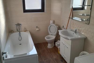 Apartament cu 3 camere decomandat în Central - 4