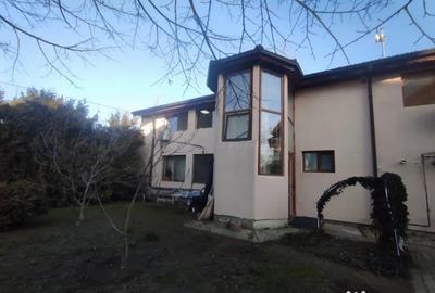 Spațiu comercial, de 120 mp, în Central