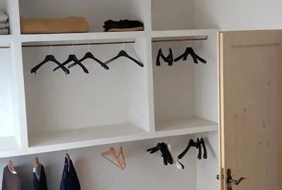 Apartament cu 3 camere semidecomandat în Micro 15 - 2