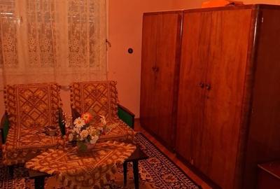 Casă cu 4 camere cu Teren 1440 Mp în Central - 4