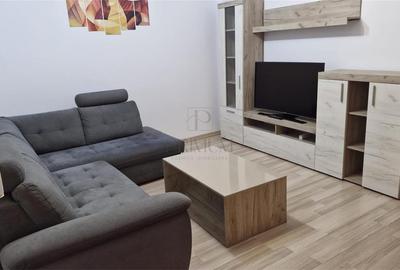 Apartament cu 3 camere decomandat în Bucovina