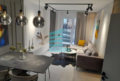 Apartament cu 4 camere decomandat în Titan