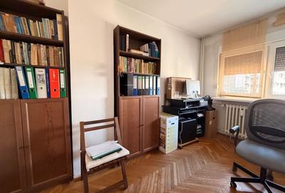 Apartament cu 4 camere decomandat în 1 Mai - 8