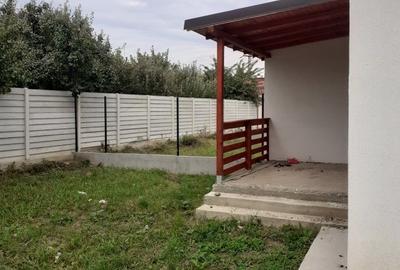 Casă cu 3 camere cu Teren 200 Mp în Strejnicu - 4