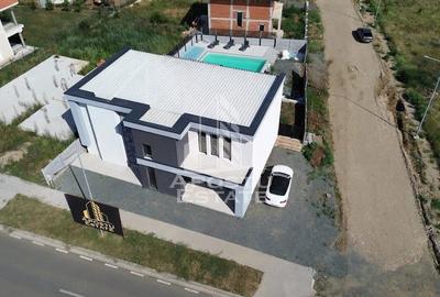 Casă cu 4 camere cu Teren 570 Mp în Giarmata