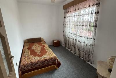 Casă cu 4 camere în Șimian - 1